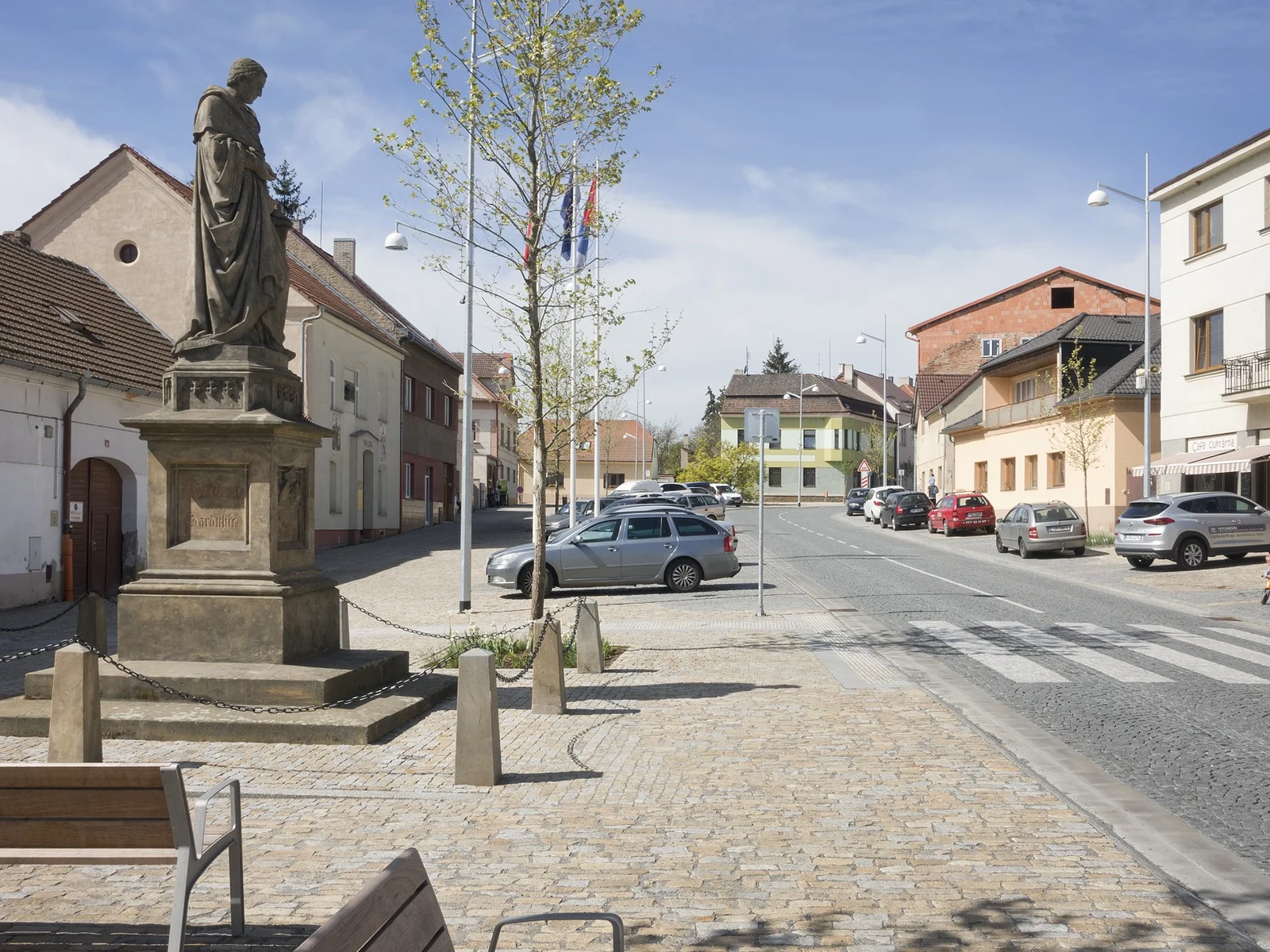 English image caption 5